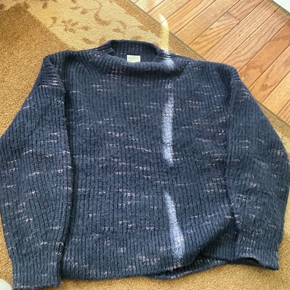 Varley size Medium cable knit marled sweater
